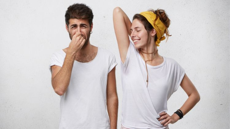 8 Cara Menghilangkan Bau Ketiak Secara Alami, Makin PD dan Nggak Risi!